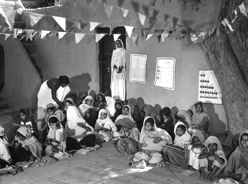 teachers-attending-to-first-through-fourth-grade-students-in-a-village-near-lahore